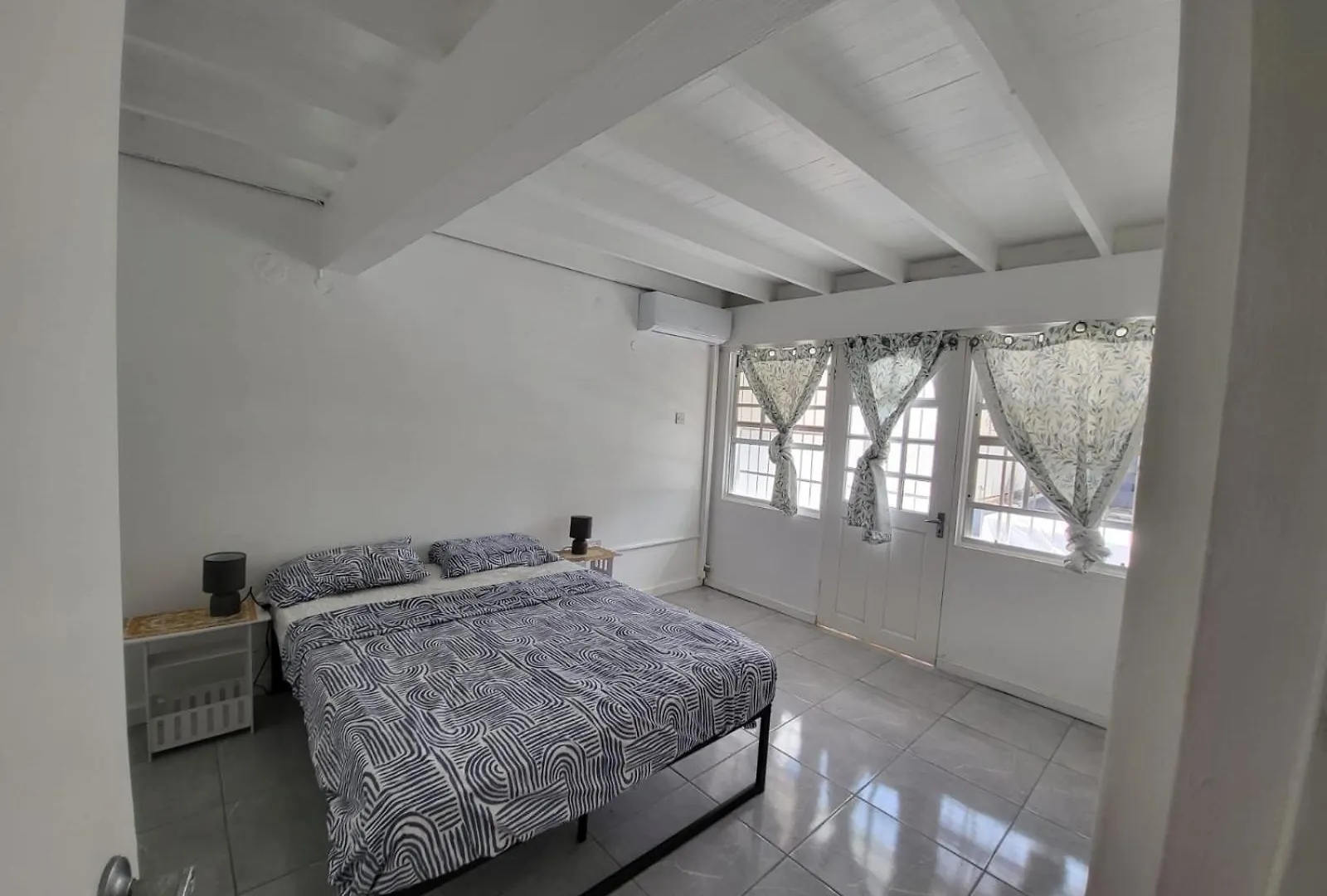 Rosie'S Holiday Home Gros Islet
